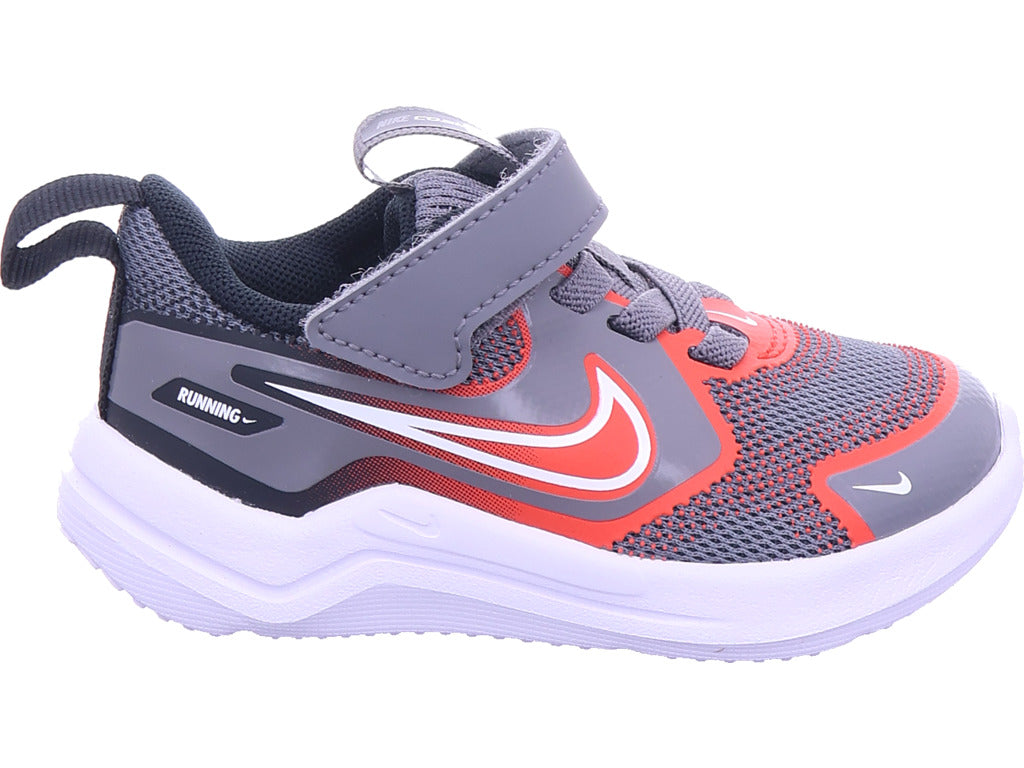 Nike Boys' Sneakers Cosmic Runner in grey