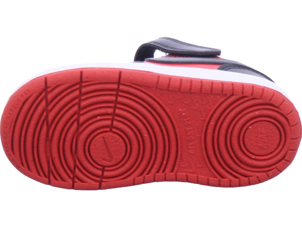 Nike boys' sneakers in red