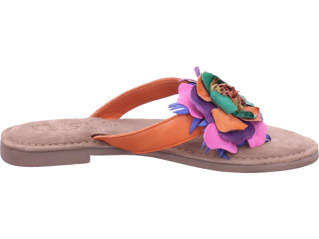Queens women's mules in orange