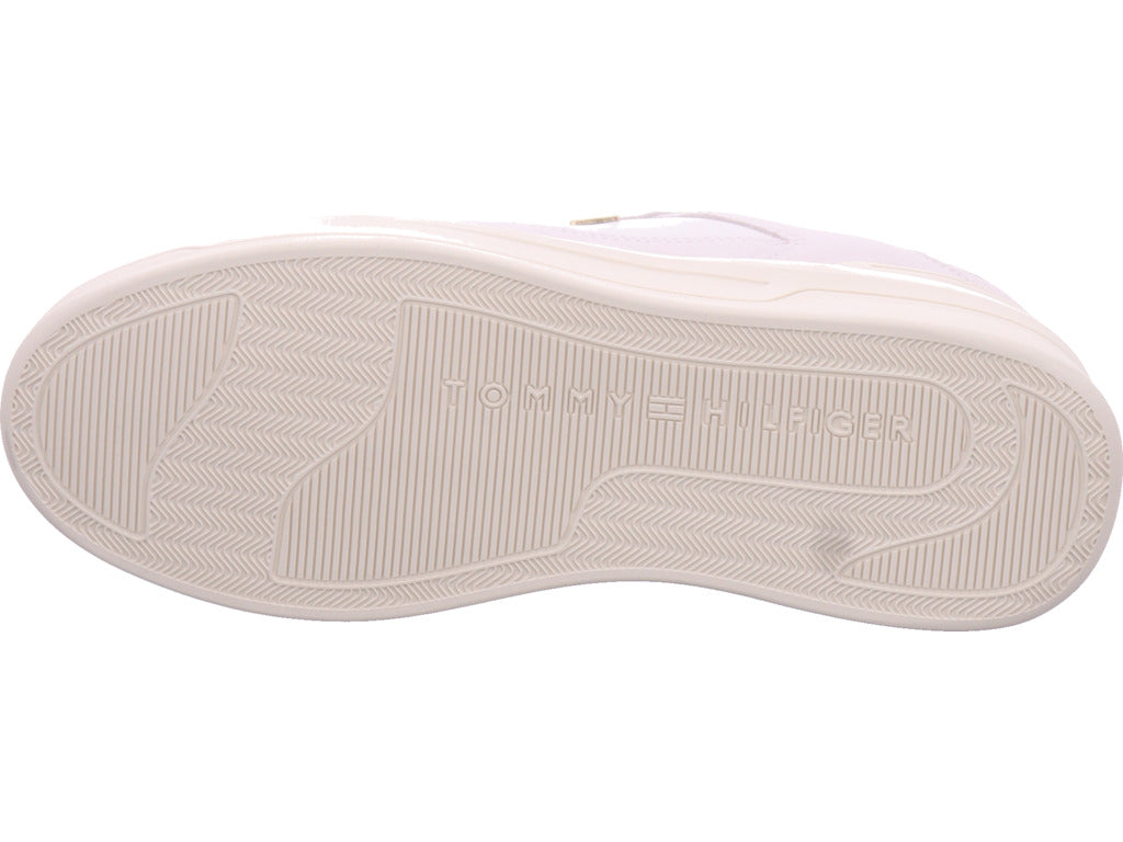 Tommy Hilfiger dámské tenisky Essential Basket v bílé barvě