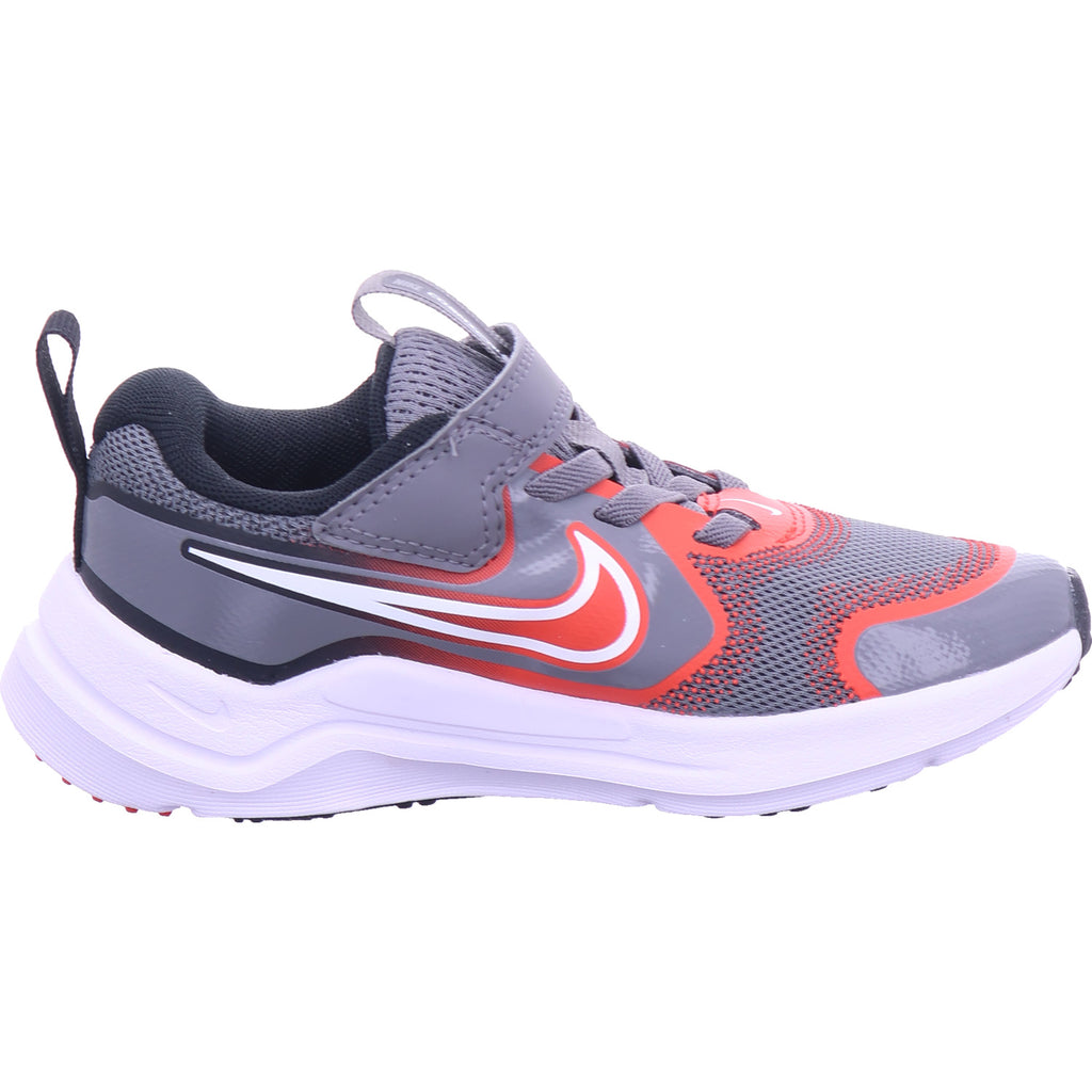Nike boys' sports shoes in grey