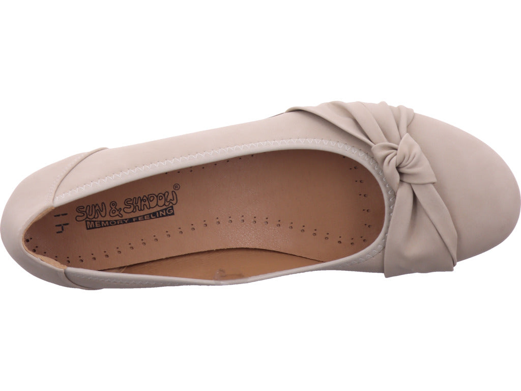 Shoe-world Women's Pumps in beige