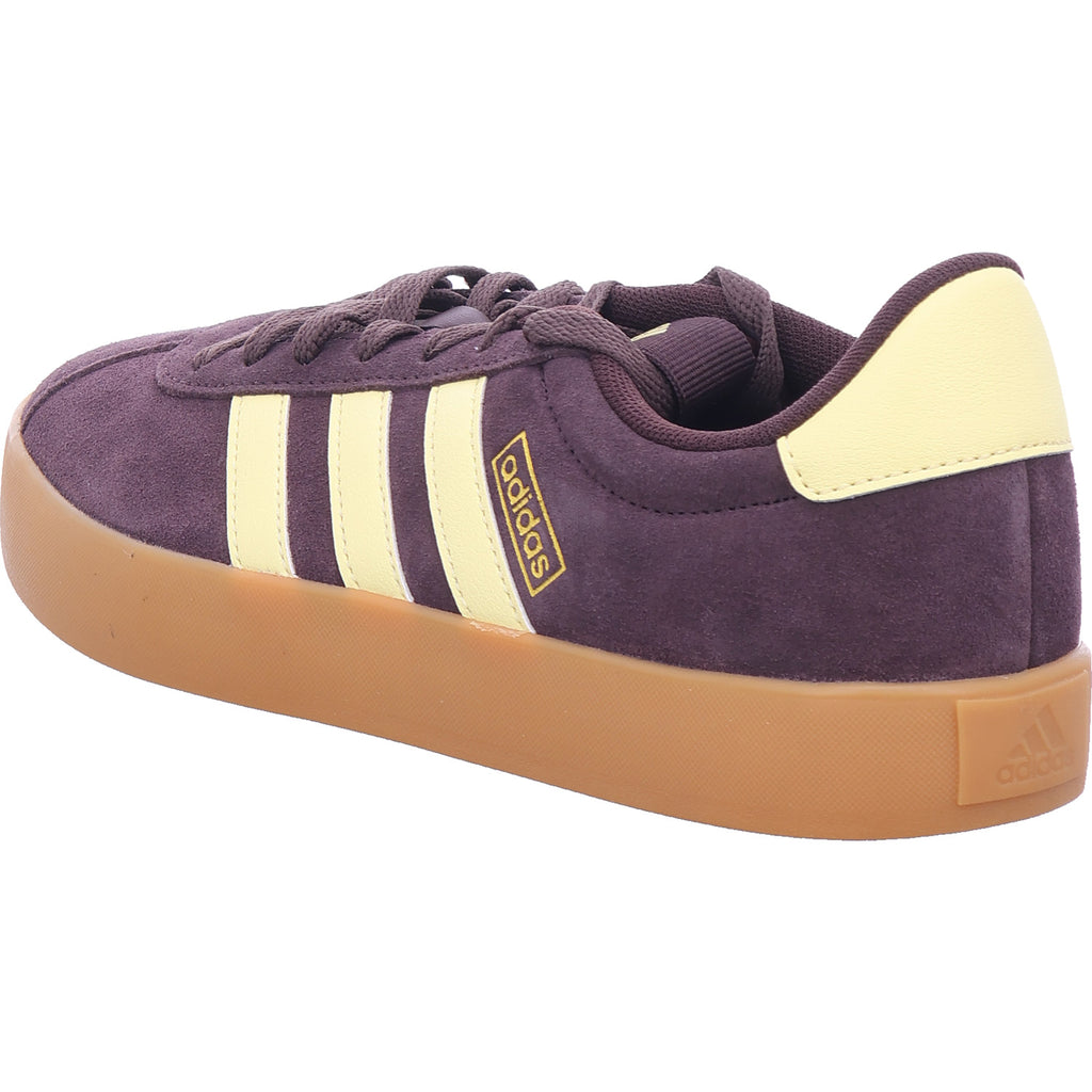 Adidas Women's Sneakers in Brown