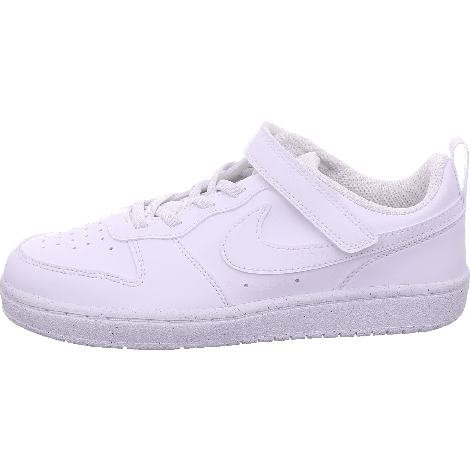 Nike Boys' Court Borough Low Recraft Low-Top Sneaker in White
