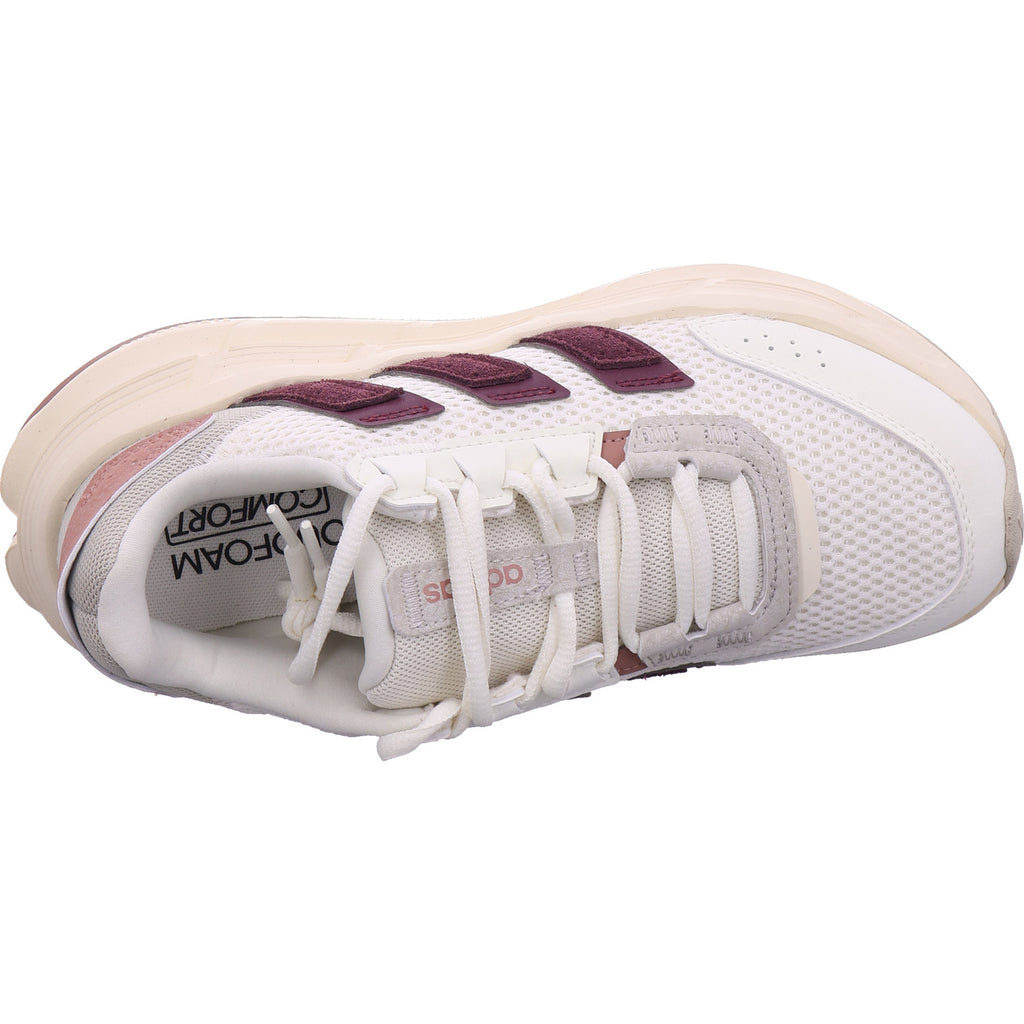 Dámská sportovní obuv Adidas Astrastar v bílé barvě