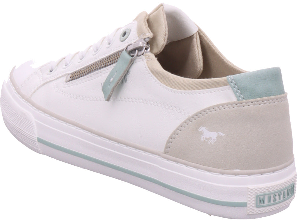 Mustang Women's Sneakers in White
