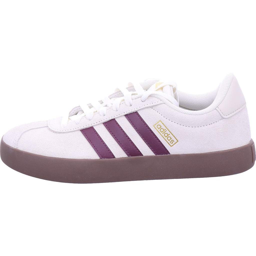 Adidas women's sneakers in white