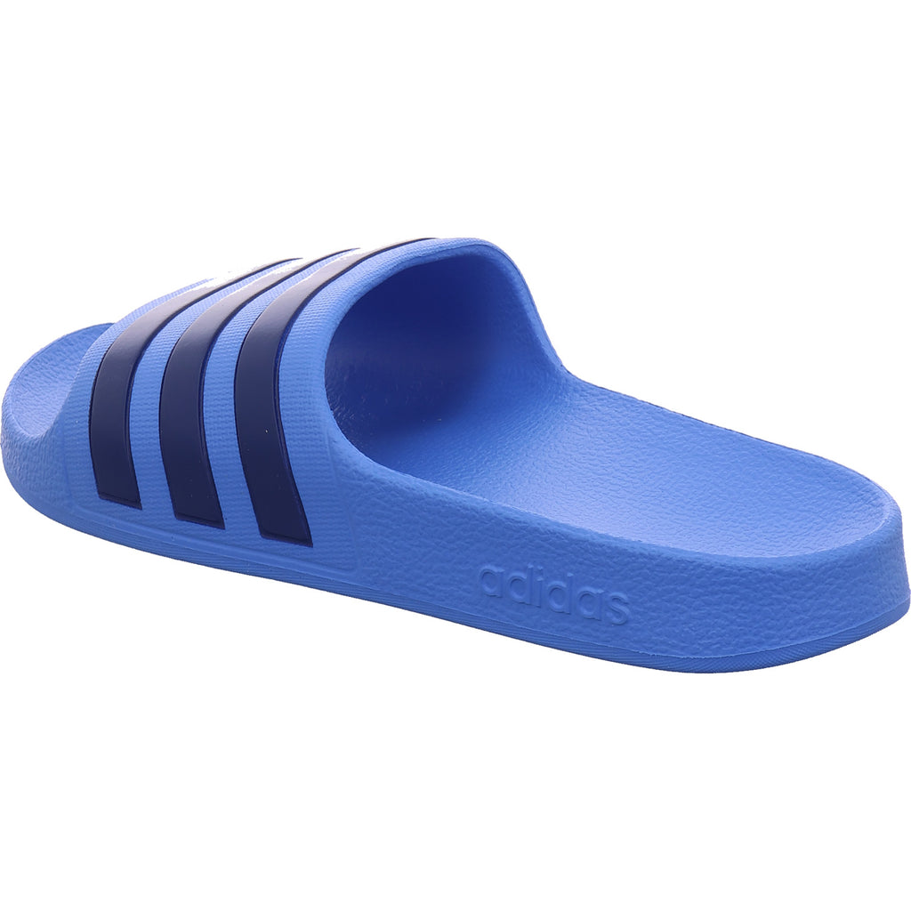 Chlapecké plážové pantofle Adidas Adilette Aqua K v modré barvě