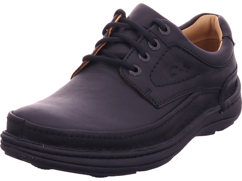 Clarks Men's Loafer in Black