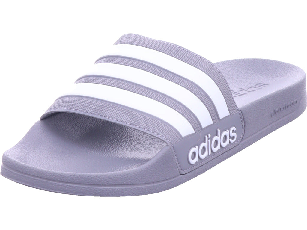 Adidas Unisex - dospělí pantofle v šedé barvě