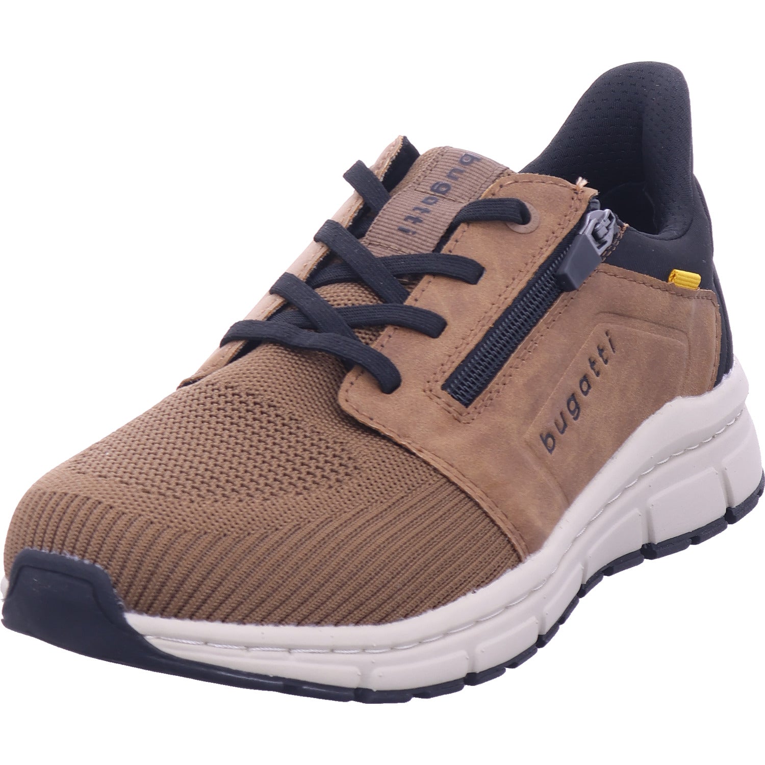 Bugatti men's low-cut shoe in brown
