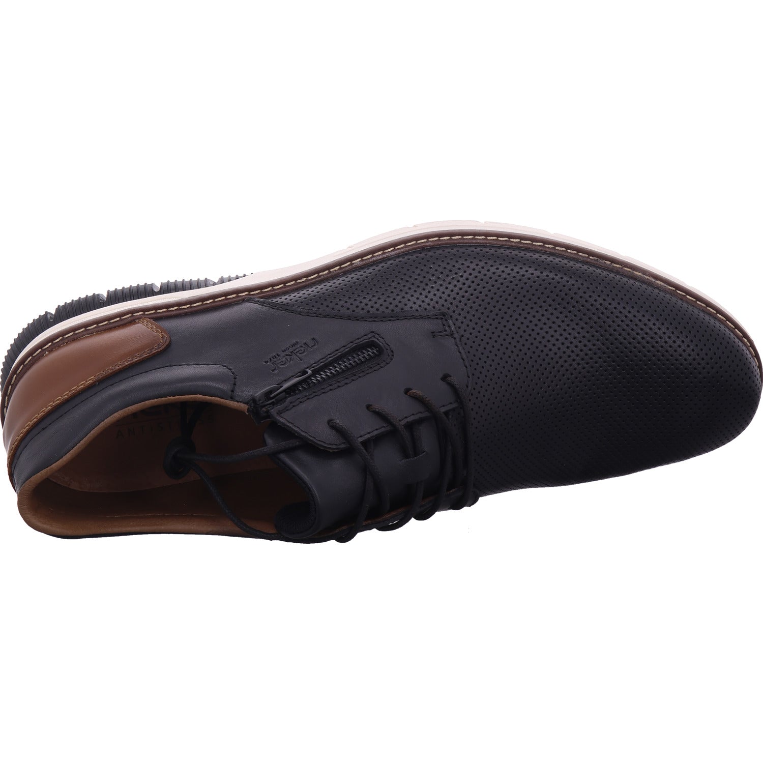 Rieker men's low shoe in black