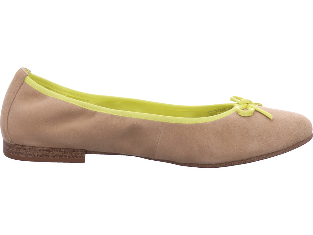 Tamaris Women's Ballerinas in beige