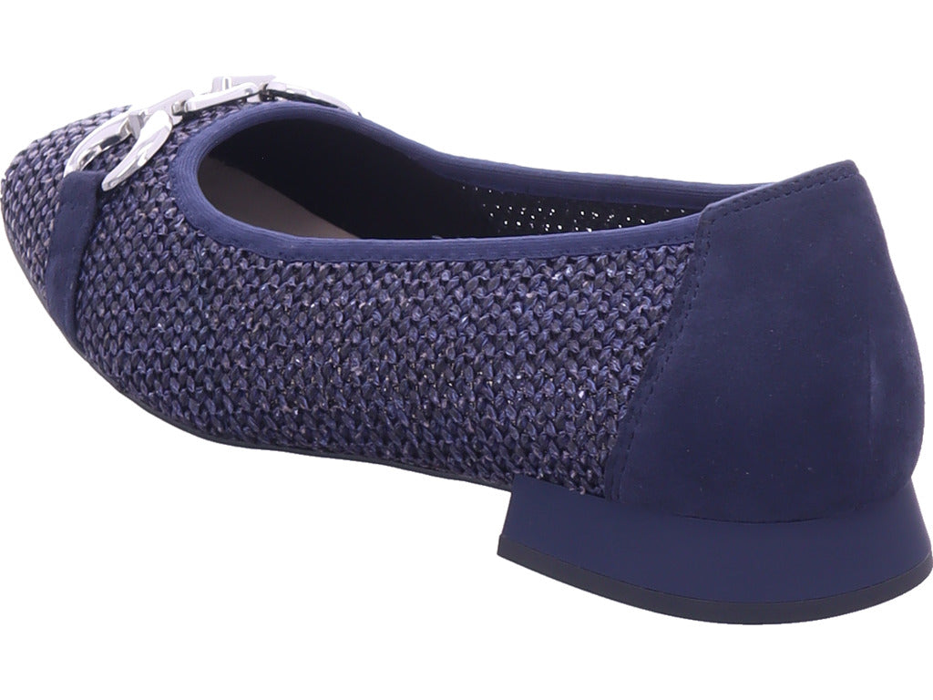 Caprice Women's Pump in blue