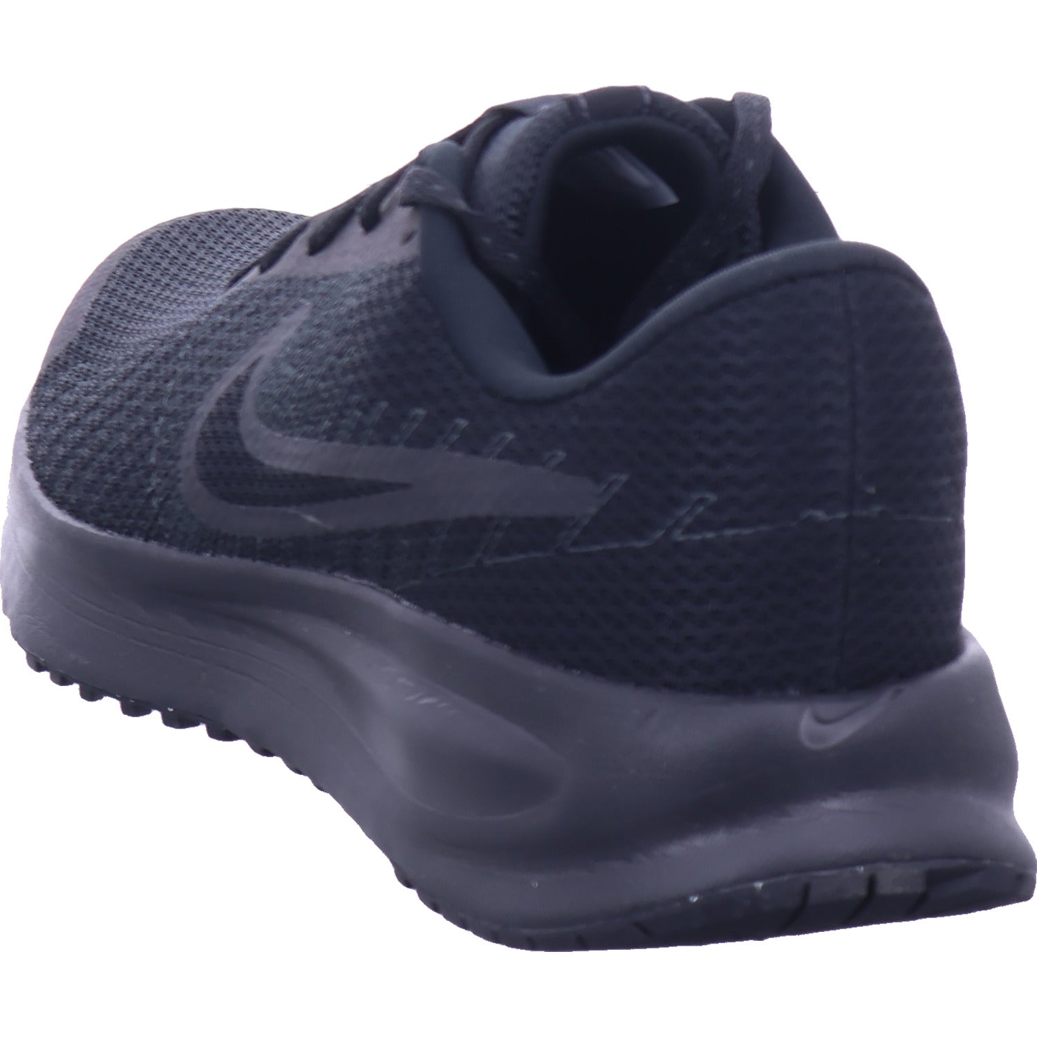 Nike Men's Run Defy Sports Shoes in black