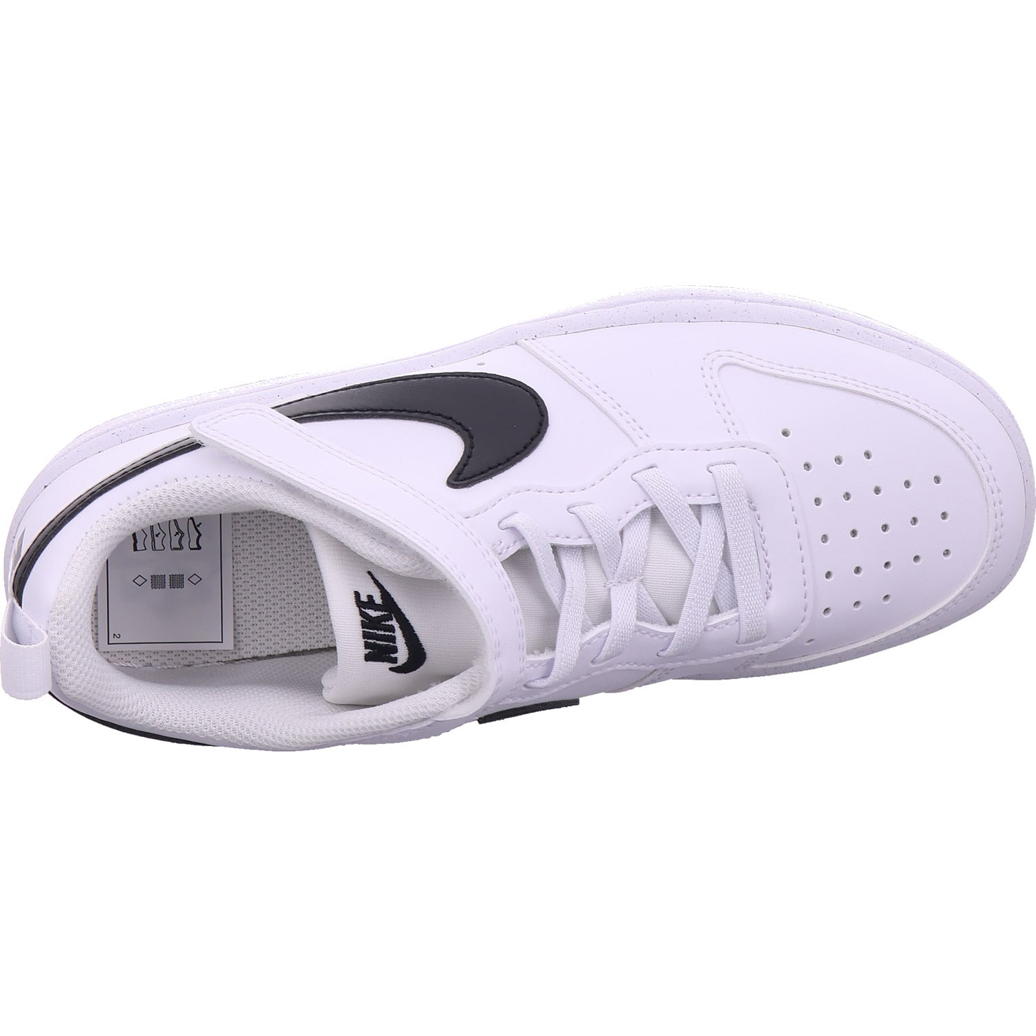 Nike Boys' Court Borough Low Recraft Low-Top Sneaker in White