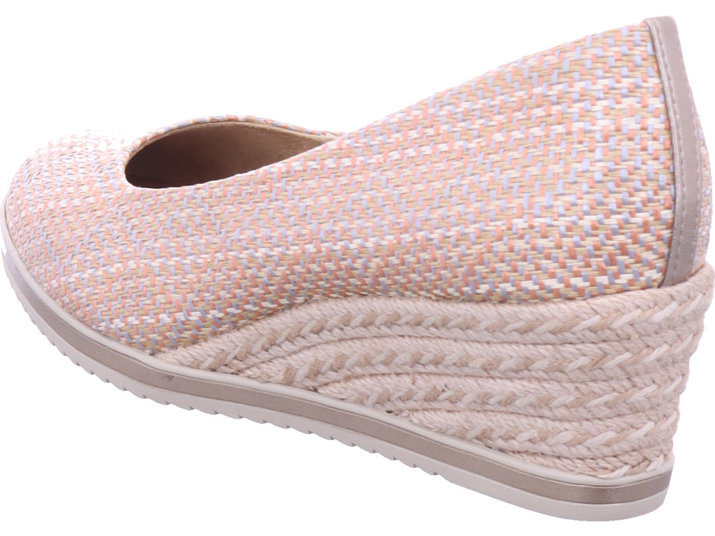 Tamaris women's pump in beige