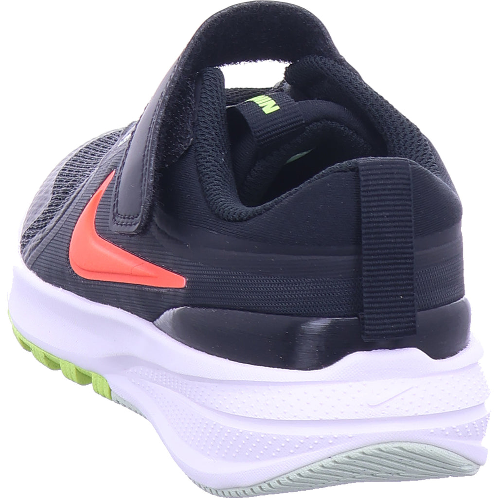 Nike Jungen Sportschuh Nike Star Runner 5 Little Kids in schwarz